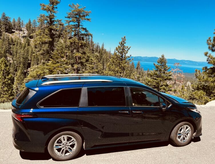 2022 Toyota Sienna Limited