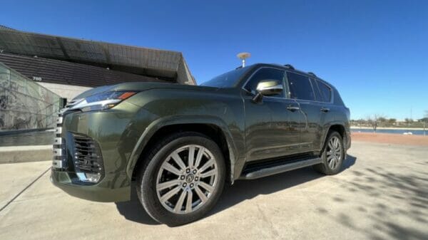 2022 Lexus LX 600 Ultra Luxury