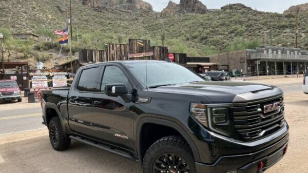 2022 Sierra 1500 4WD Crew Cab AT4X