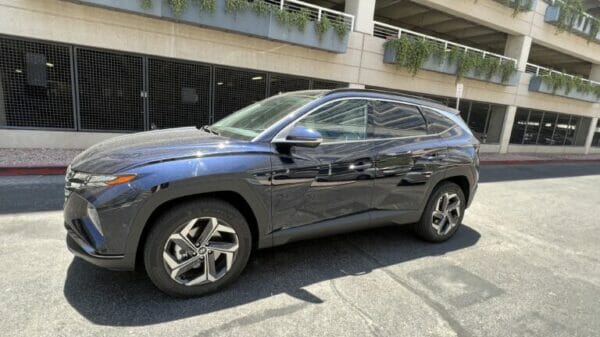 The 2023 Hyundai Tucson Limited AWD Hybrid