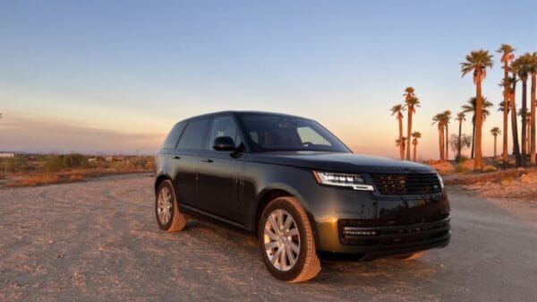 2023 Range Rover PHEV SE SWB Review