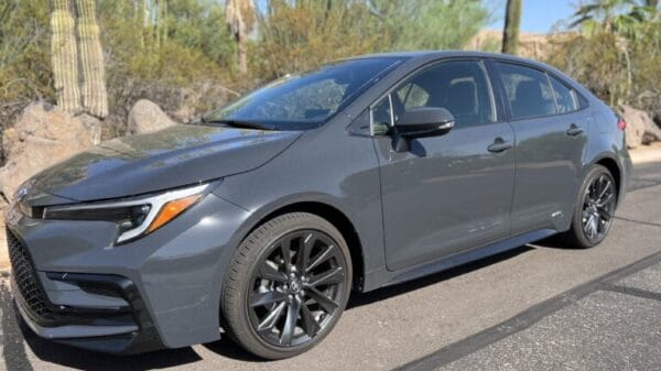 2023 Toyota Corolla Hybrid SE AWD