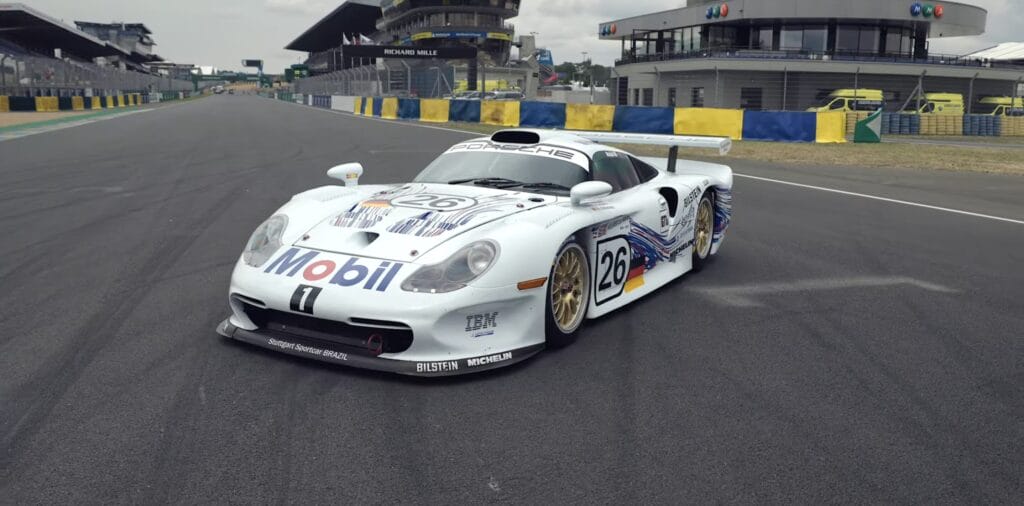 Check Out The Porsche 911 GT1 Racing At Le Mans - Gearedtoyou